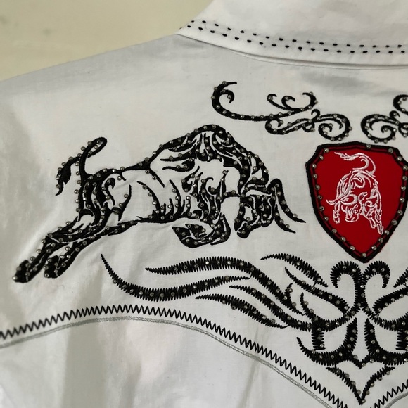 Victorious Los Angeles Western Bull Fighting Button-down Shirt - Picture 8 of 10